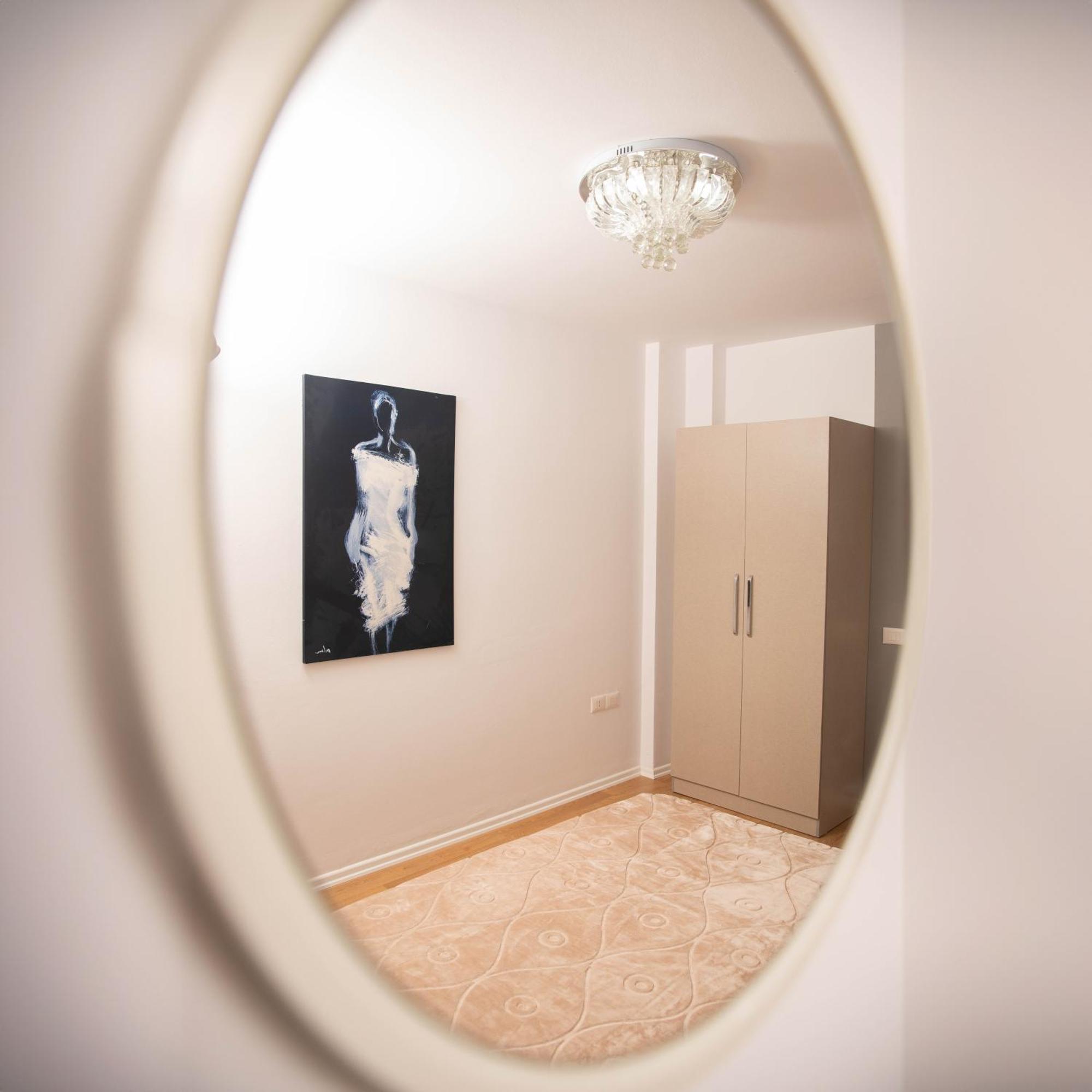 Suprem Apartment Tirana Bagian luar foto
