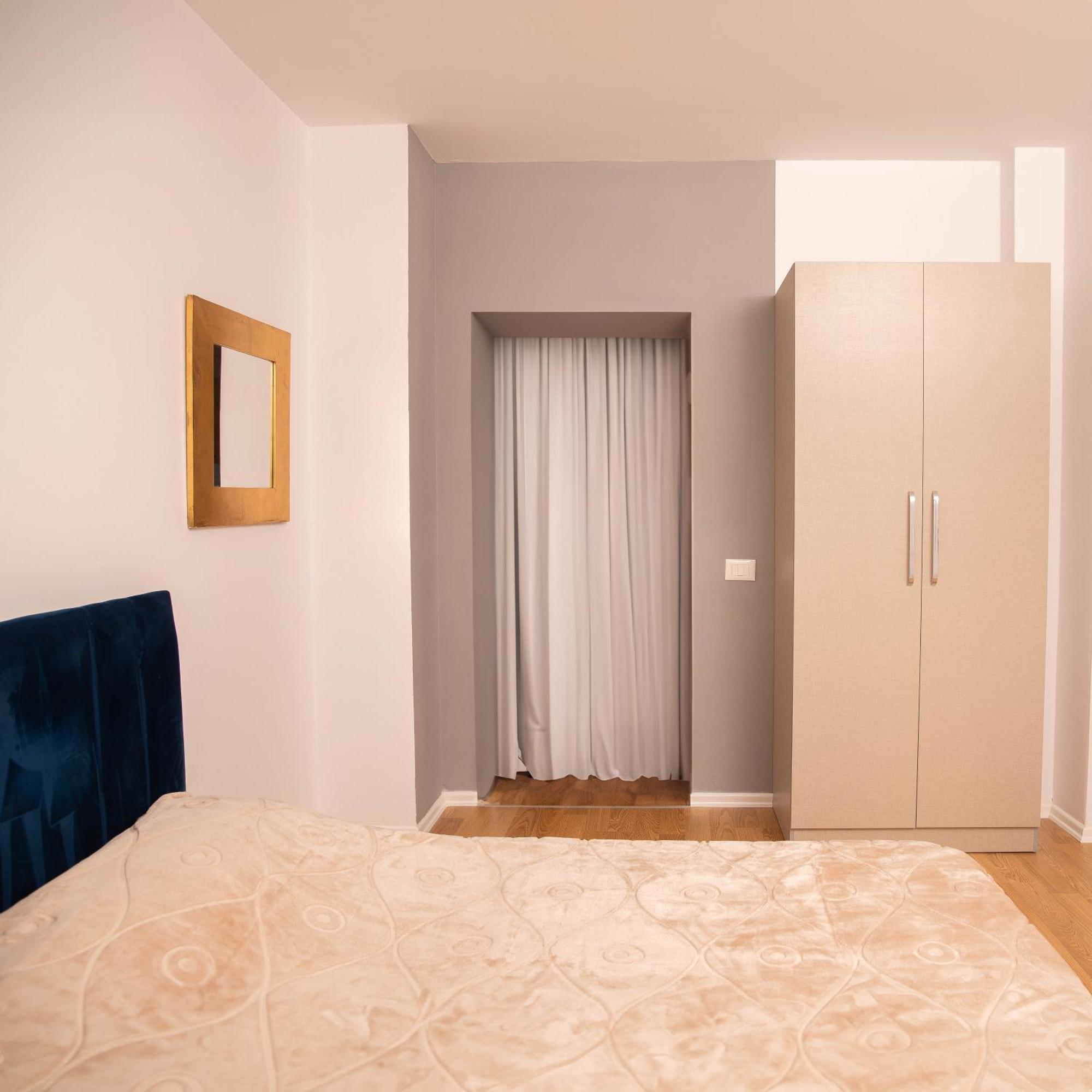 Suprem Apartment Tirana Bagian luar foto
